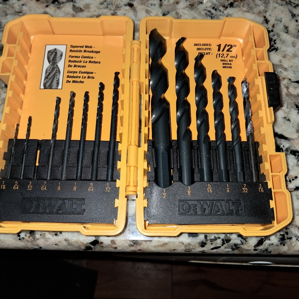 Drill Bit Set In Locking Case - Picture 2 of 3